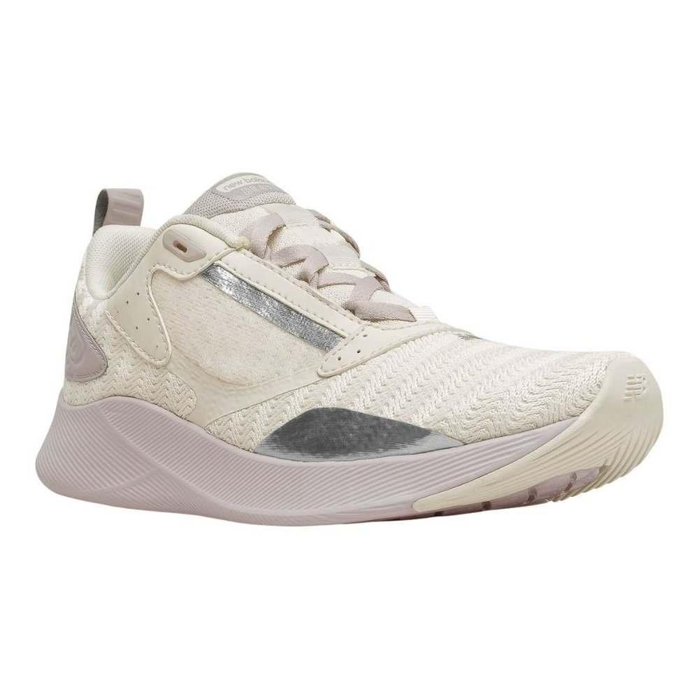 Brand New Women New Balance Beaya Training Gym Running Shoes